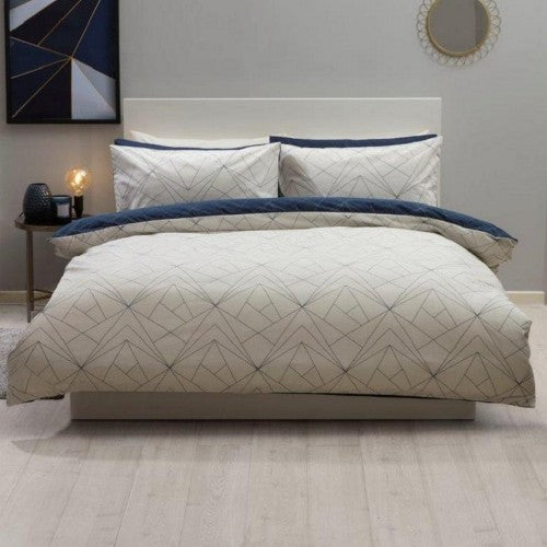 Front - Belledorm Trapeze Duvet Set