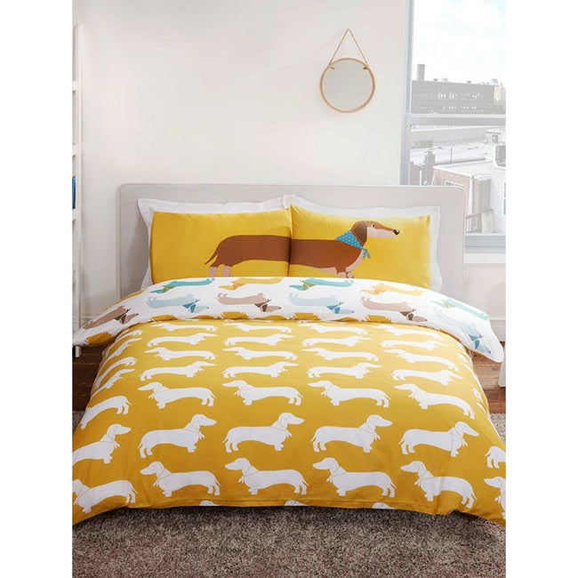 White-Yellow - Lifestyle - Rapport Sausage Dog Duvet Set
