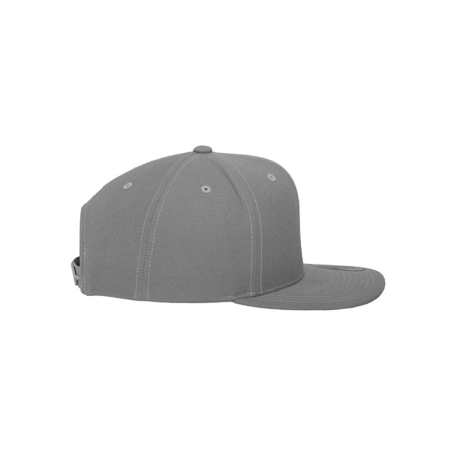 Silver - Pack Shot - Flexfit Unisex Adult Classic Snapback Cap