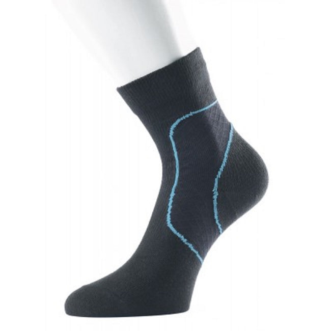Black - Front - Ultimate Performance Unisex Adult Compression Socks