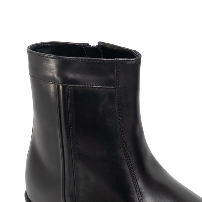 Black - Side - Scimitar Mens Inside Zip Lined Resin Sole Boots