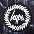 Black-White - Pack Shot - Hype Mono Drips Wave Lunch Box