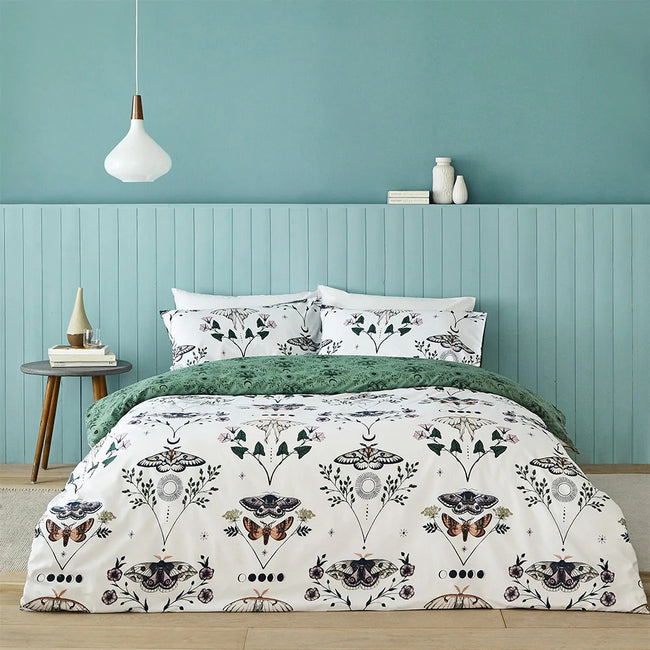 White-Pale Green - Front - Furn Chrysirida Duvet Set