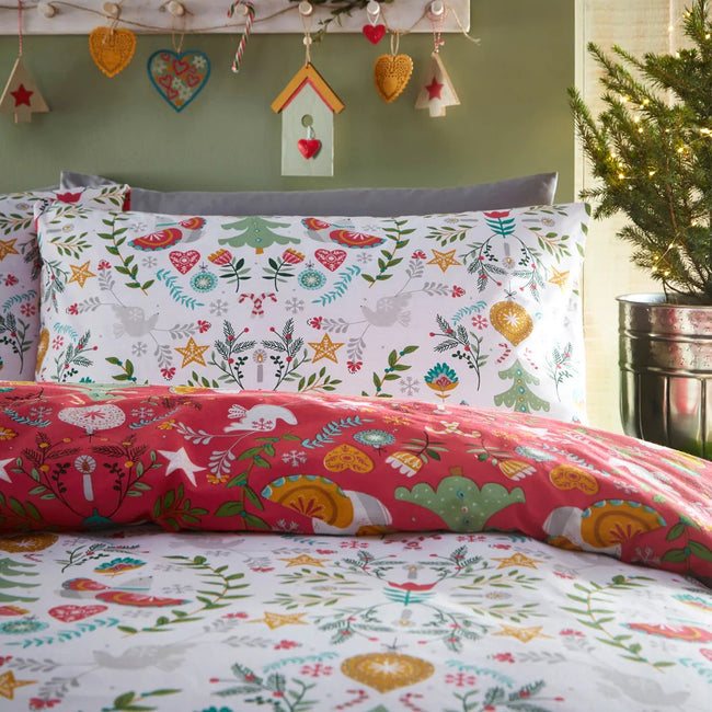 Multicolored - Pack Shot - Furn Scandi Festive Christmas Duvet Set