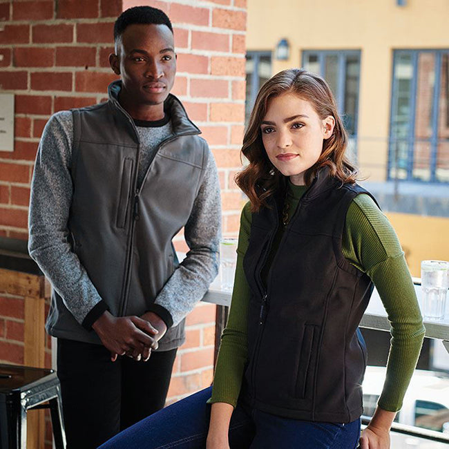 All Black - Back - Regatta Mens Flux Softshell Vest Jacket