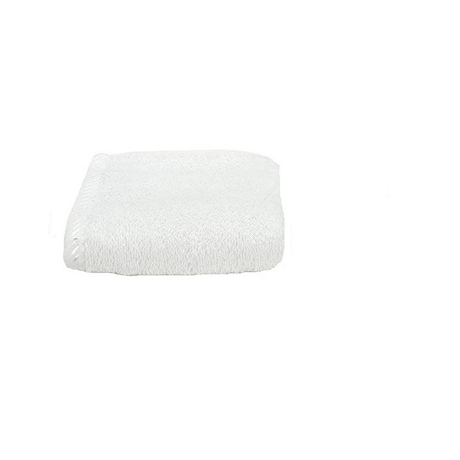 White - Front - A&R Towels Ultra Soft Guest Towel