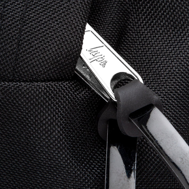 Black-White - Pack Shot - Hype Logo Knapsack